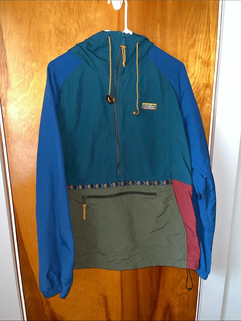 L.L. Bean Men’s Teal, Blue, Olive & Maroon Colorblock Windbreaker Pullover
